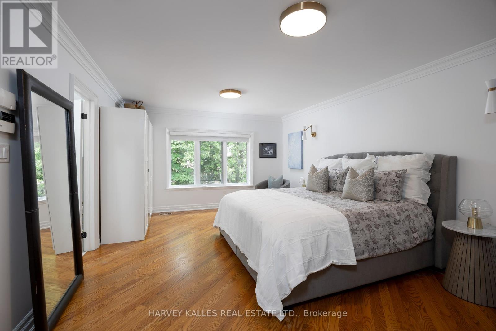 30 Nottingham Drive, Toronto, Ontario  M9A 2W5 - Photo 27 - W12207097