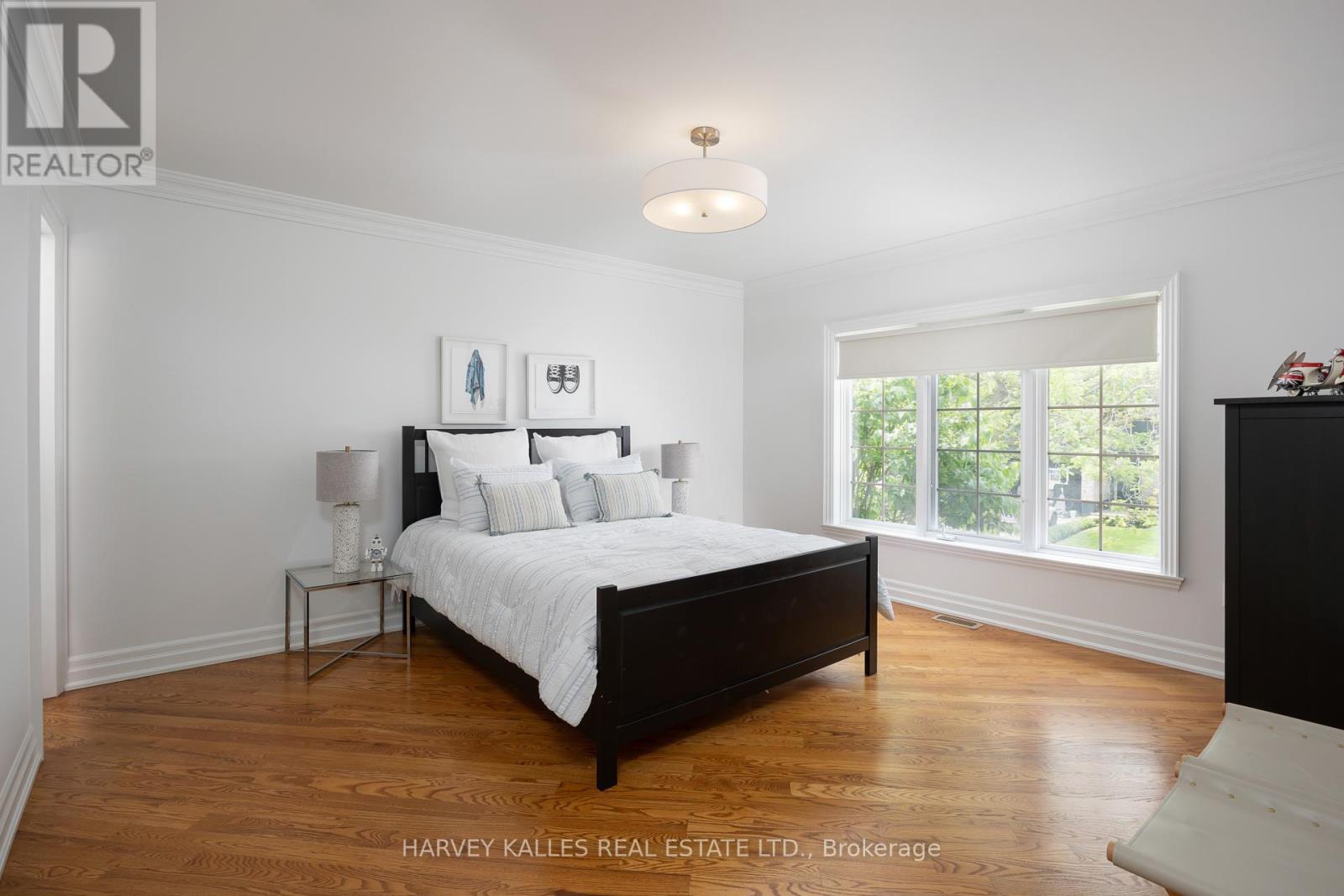 30 Nottingham Drive, Toronto, Ontario  M9A 2W5 - Photo 33 - W12207097