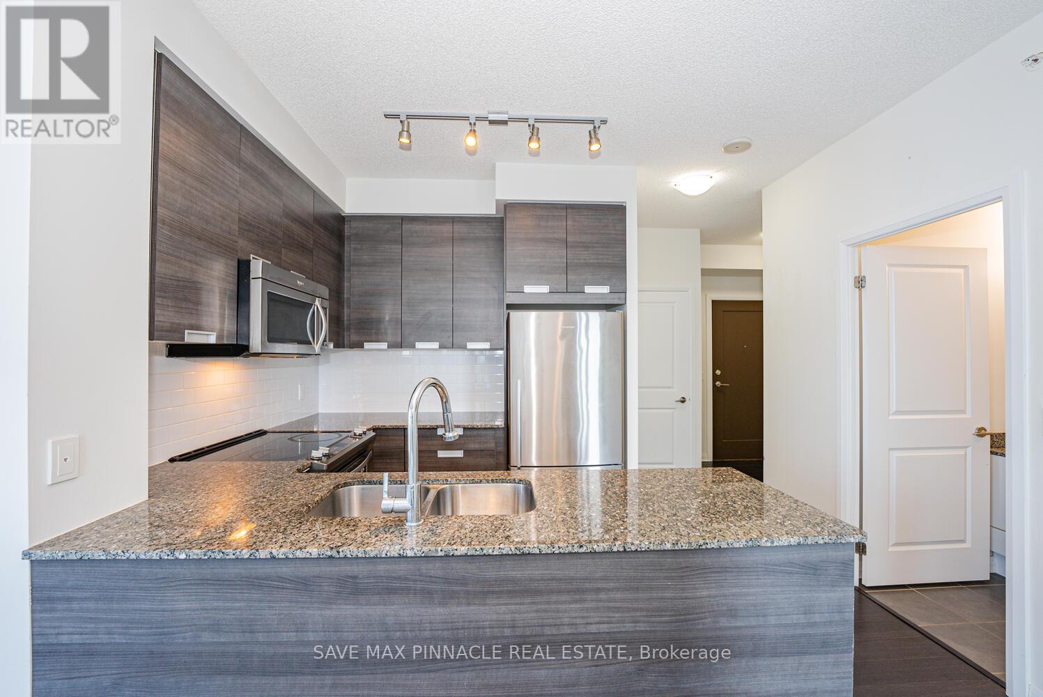 509 - 75 Eglinton Avenue W, Mississauga, Ontario  L5R 0E5 - Photo 15 - W12207099