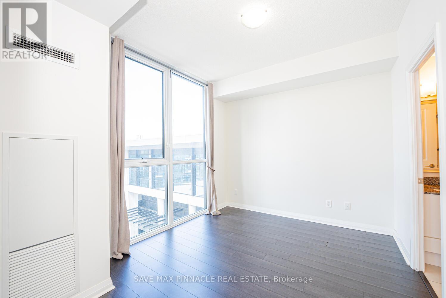 509 - 75 Eglinton Avenue W, Mississauga, Ontario  L5R 0E5 - Photo 17 - W12207099