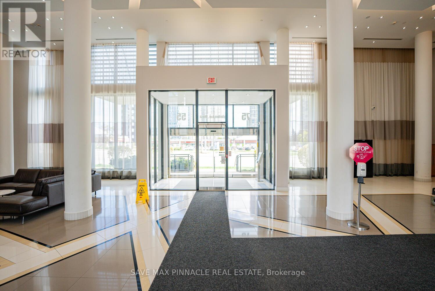509 - 75 Eglinton Avenue W, Mississauga, Ontario  L5R 0E5 - Photo 4 - W12207099