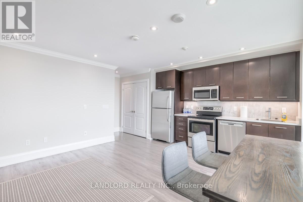2101 - 360 Square One Drive, Mississauga, Ontario  L5B 0G7 - Photo 13 - W12207125
