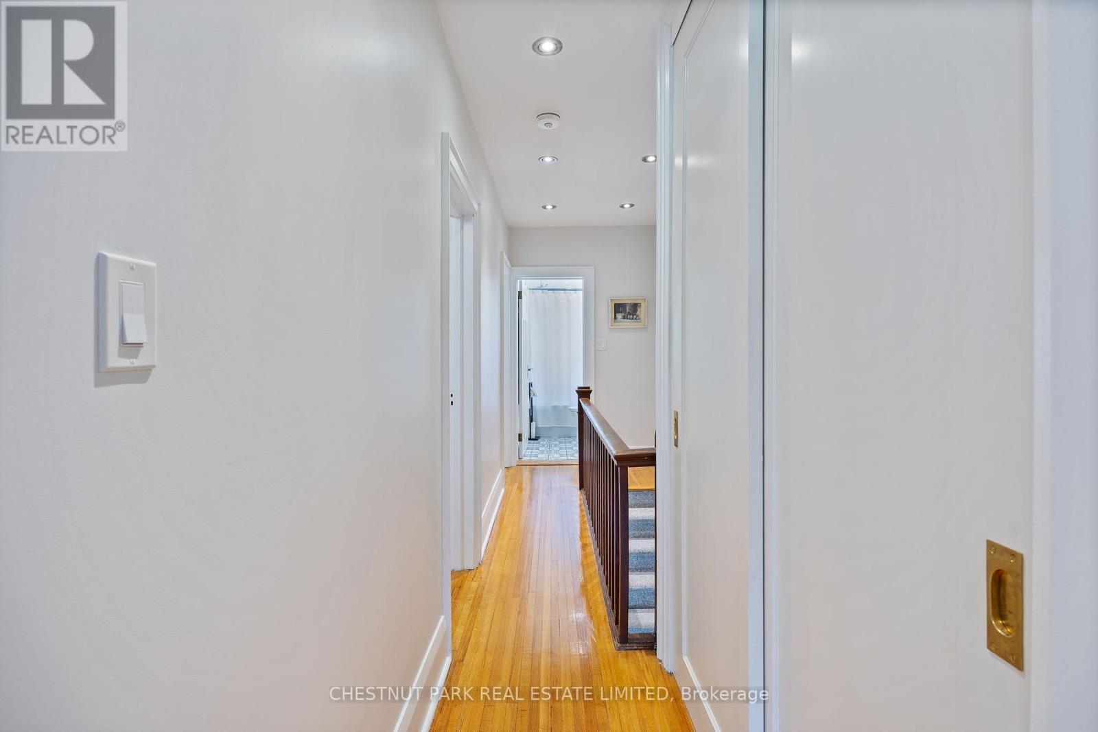 211 Greer Road, Toronto, Ontario  M5M 3N5 - Photo 14 - C12199673