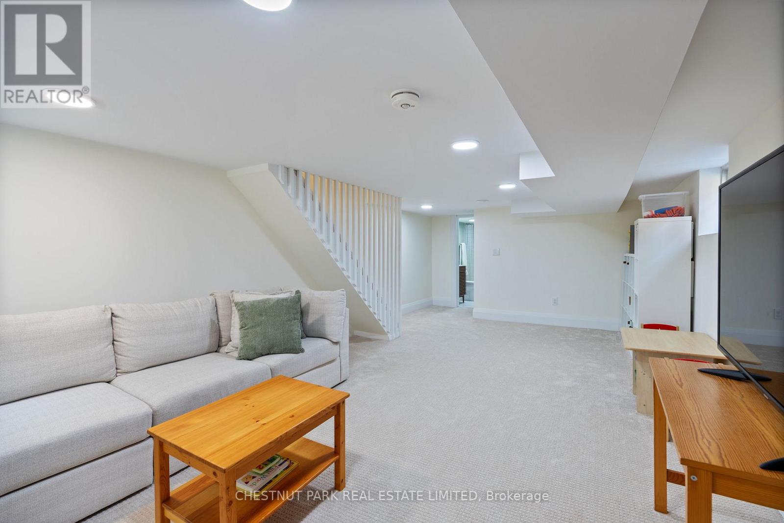 211 Greer Road, Toronto, Ontario  M5M 3N5 - Photo 20 - C12199673