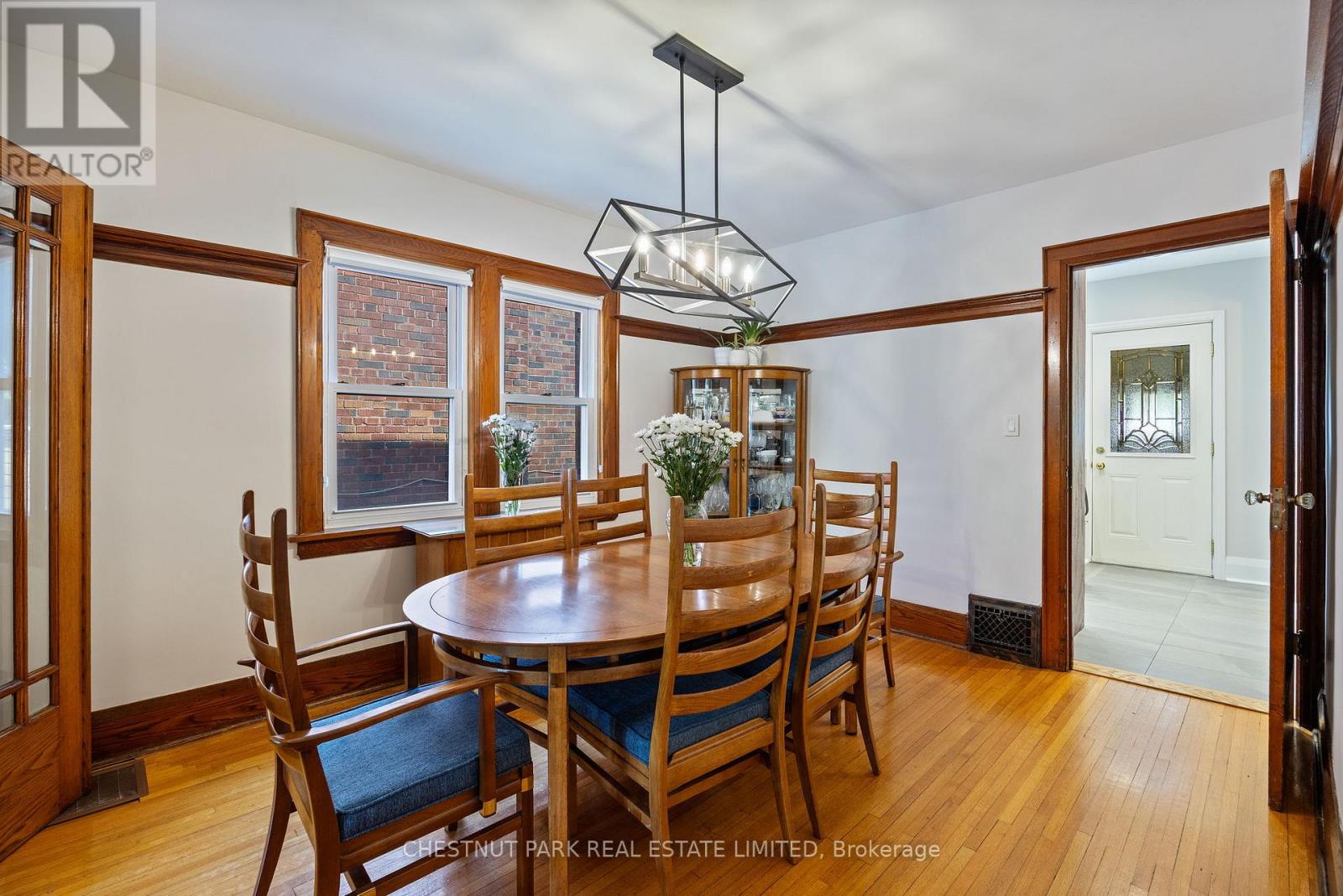 211 Greer Road, Toronto, Ontario  M5M 3N5 - Photo 7 - C12199673