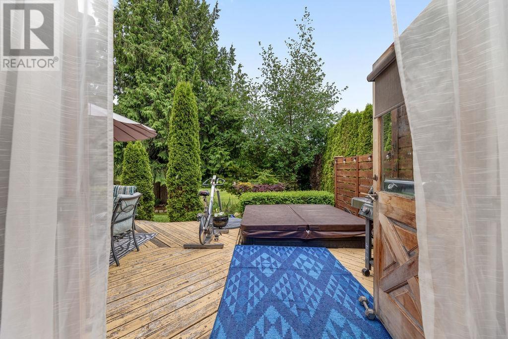 1441 Sunrise Place, Gibsons, British Columbia  V0N 1V5 - Photo 25 - R3012812