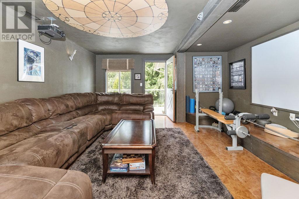 1441 Sunrise Place, Gibsons, British Columbia  V0N 1V5 - Photo 32 - R3012812