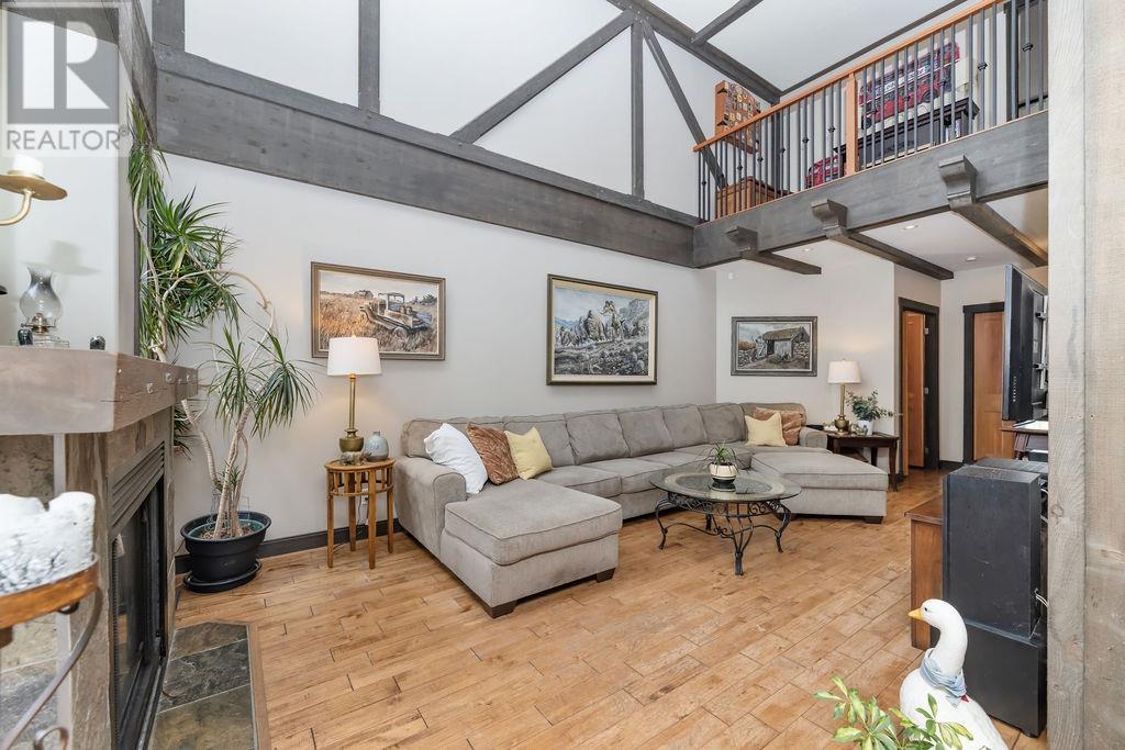 1441 Sunrise Place, Gibsons, British Columbia  V0N 1V5 - Photo 8 - R3012812