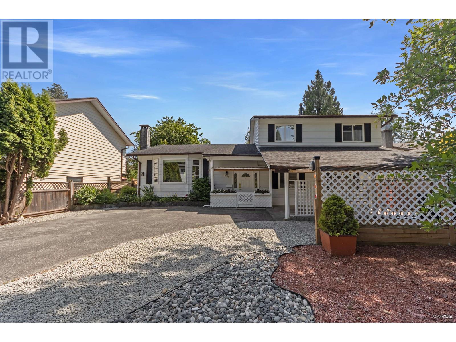 1068 Spruce Avenue, Port Coquitlam, British Columbia  V3B 4X6 - Photo 1 - R3012820