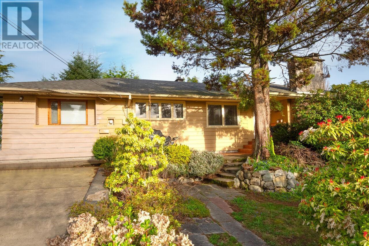 1296 INGLEWOOD AVENUE, west vancouver, British Columbia
