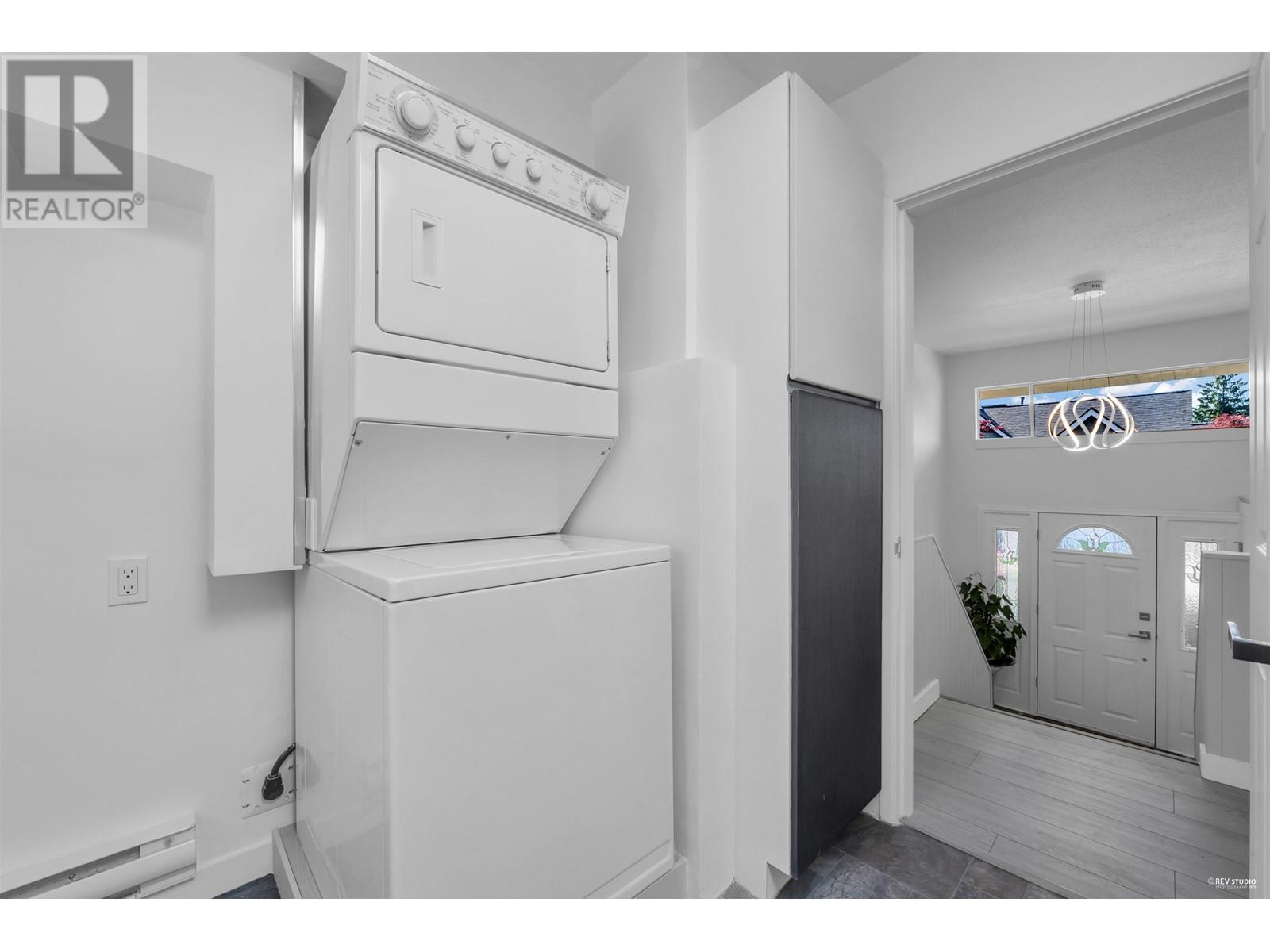 330 W Braemar Road, North Vancouver, British Columbia  V7N 2T5 - Photo 14 - R3012857