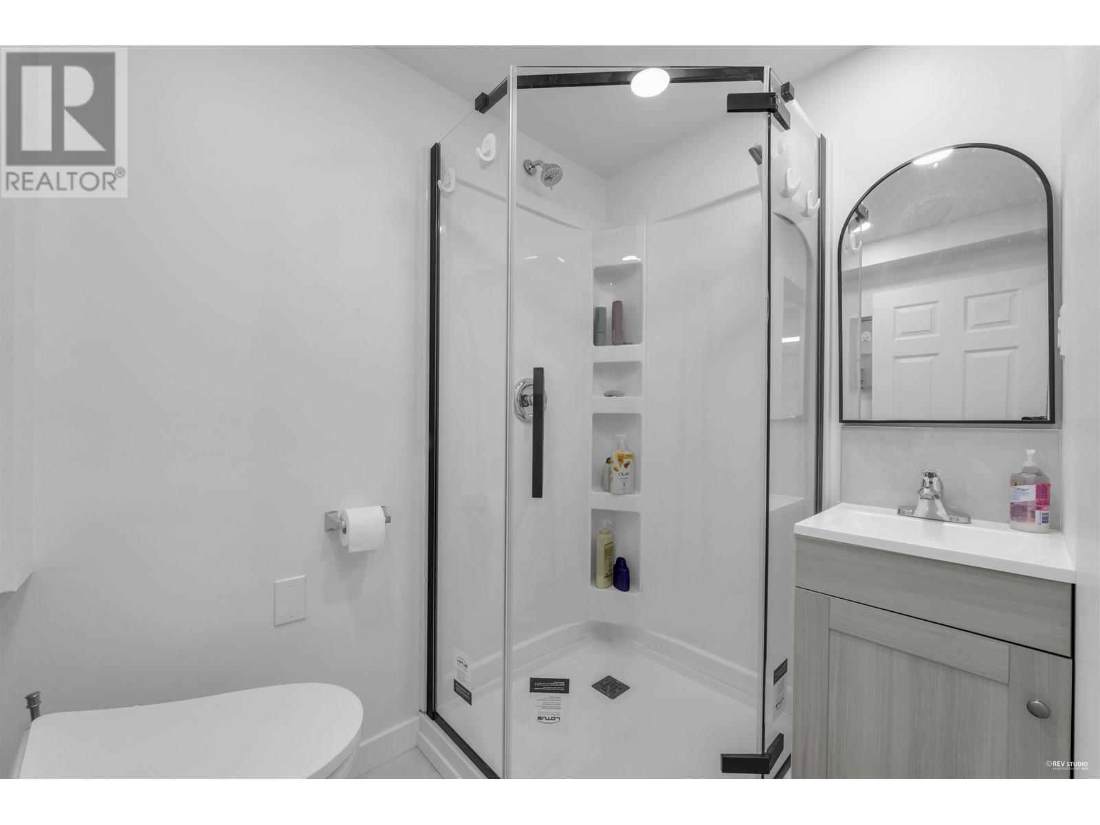 330 W Braemar Road, North Vancouver, British Columbia  V7N 2T5 - Photo 17 - R3012857