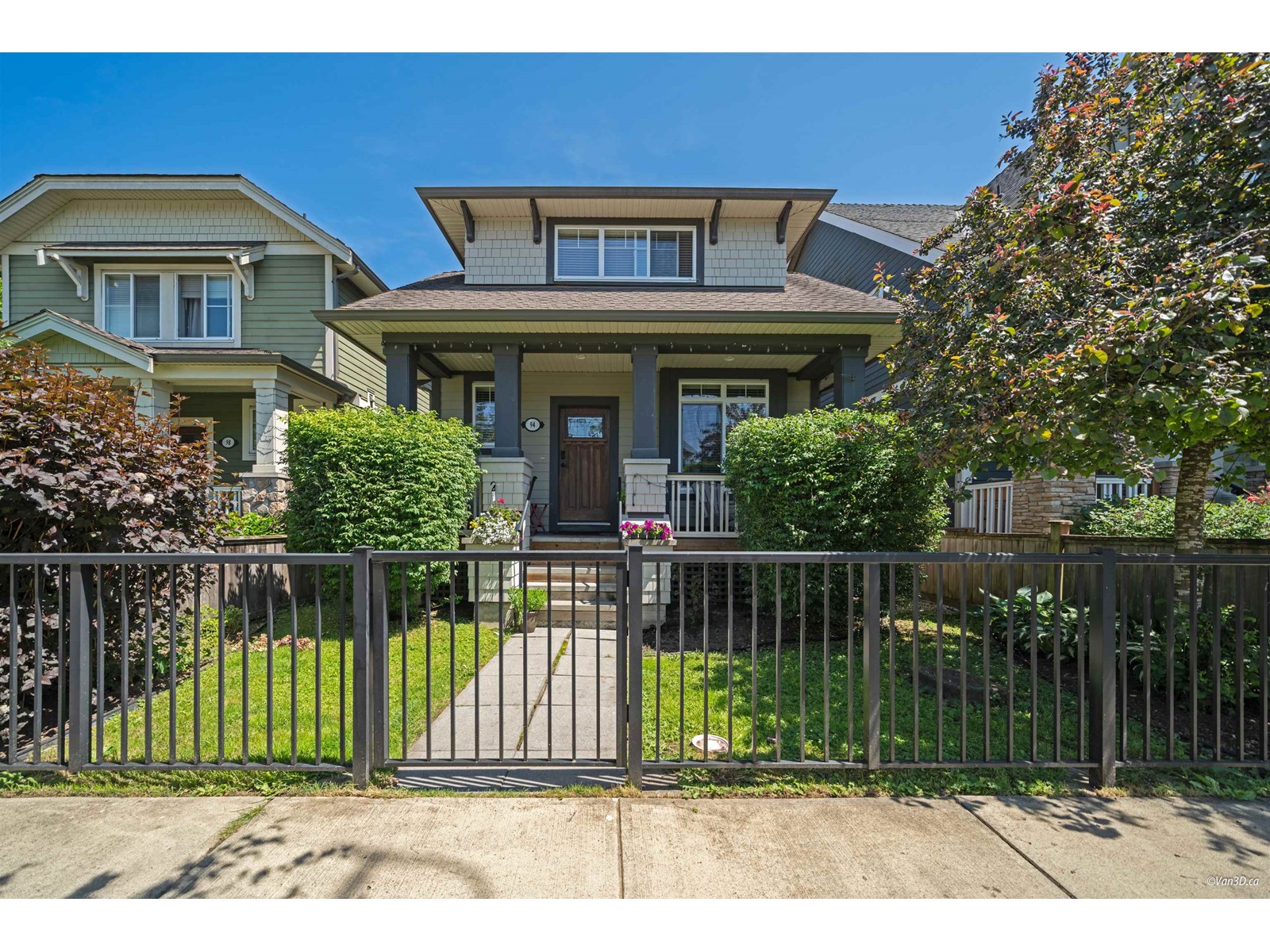 94 172 Street, Surrey, British Columbia  V3Z 9R2 - Photo 2 - R3012873