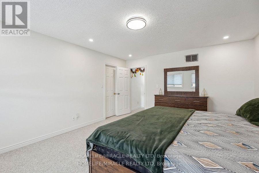 50 Raspberry Trail, Thorold, Ontario  L2V 5E3 - Photo 15 - X12207111
