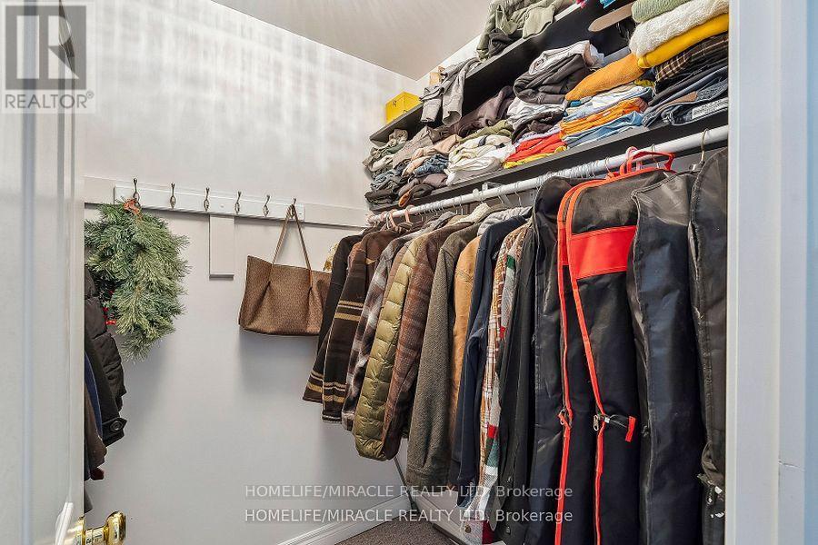 50 Raspberry Trail, Thorold, Ontario  L2V 5E3 - Photo 16 - X12207111