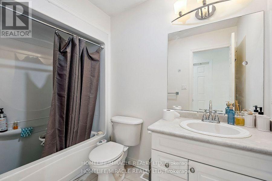50 Raspberry Trail, Thorold, Ontario  L2V 5E3 - Photo 20 - X12207111
