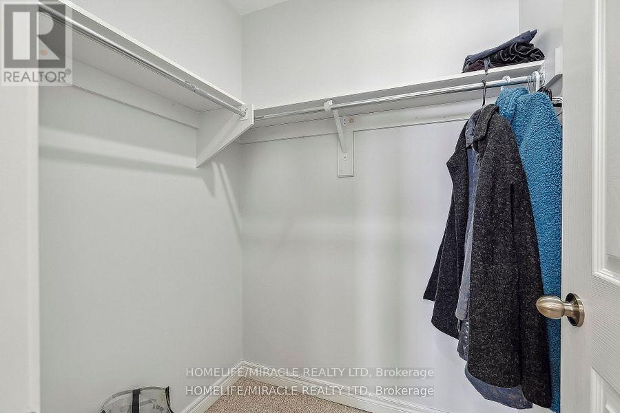 50 Raspberry Trail, Thorold, Ontario  L2V 5E3 - Photo 23 - X12207111