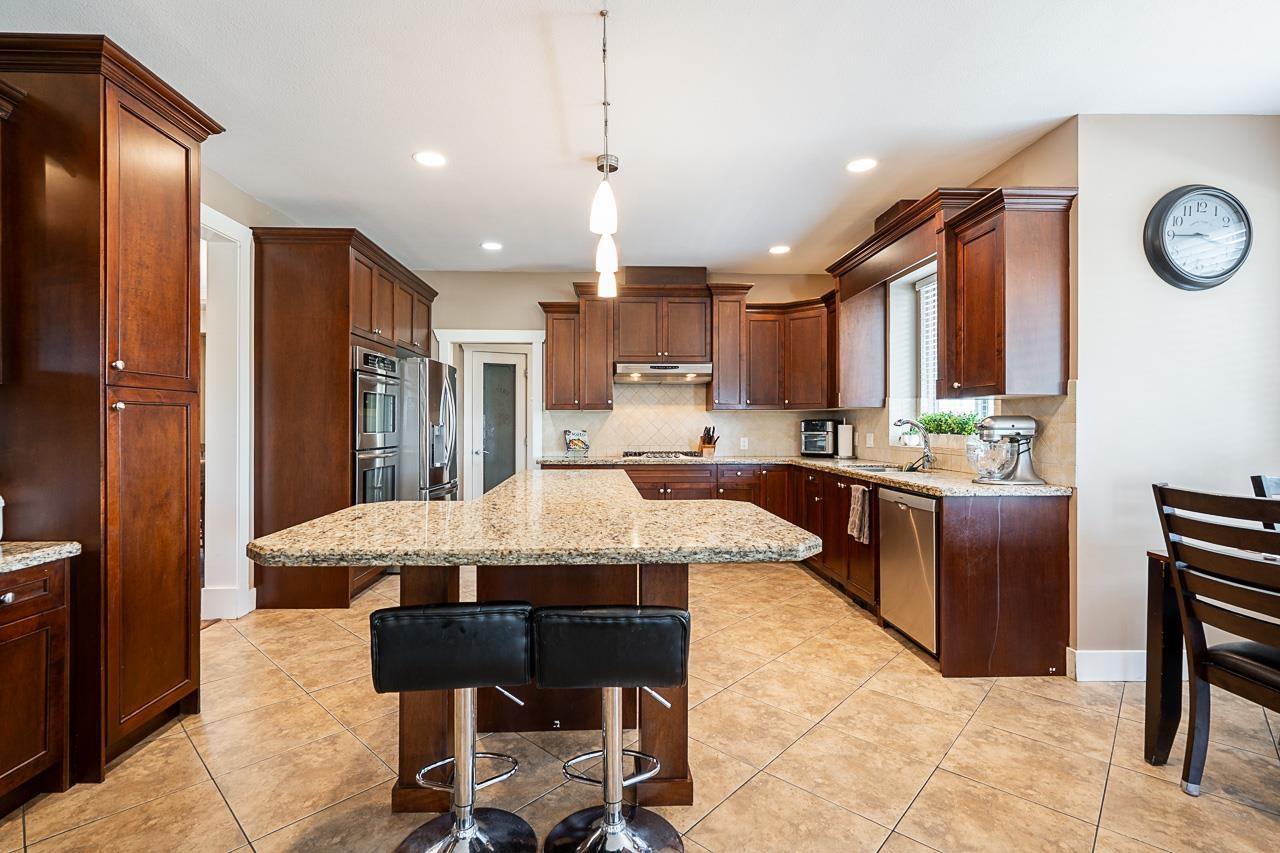 8741 163a Street, Surrey, British Columbia  V4N 1C3 - Photo 8 - R3012459
