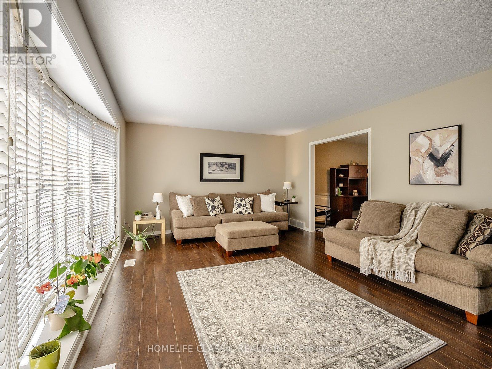 62 Terrace Drive, Hamilton, Ontario  L9H 3X2 - Photo 7 - X12202140