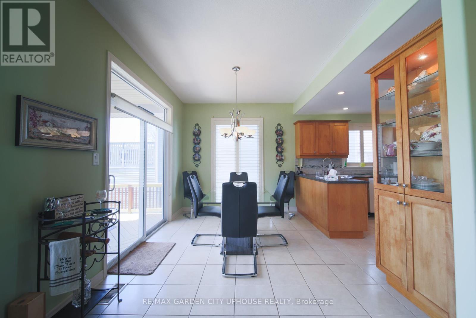 132 Loretta Drive, Niagara-On-The-Lake, Ontario  L0S 1T0 - Photo 8 - X12092162
