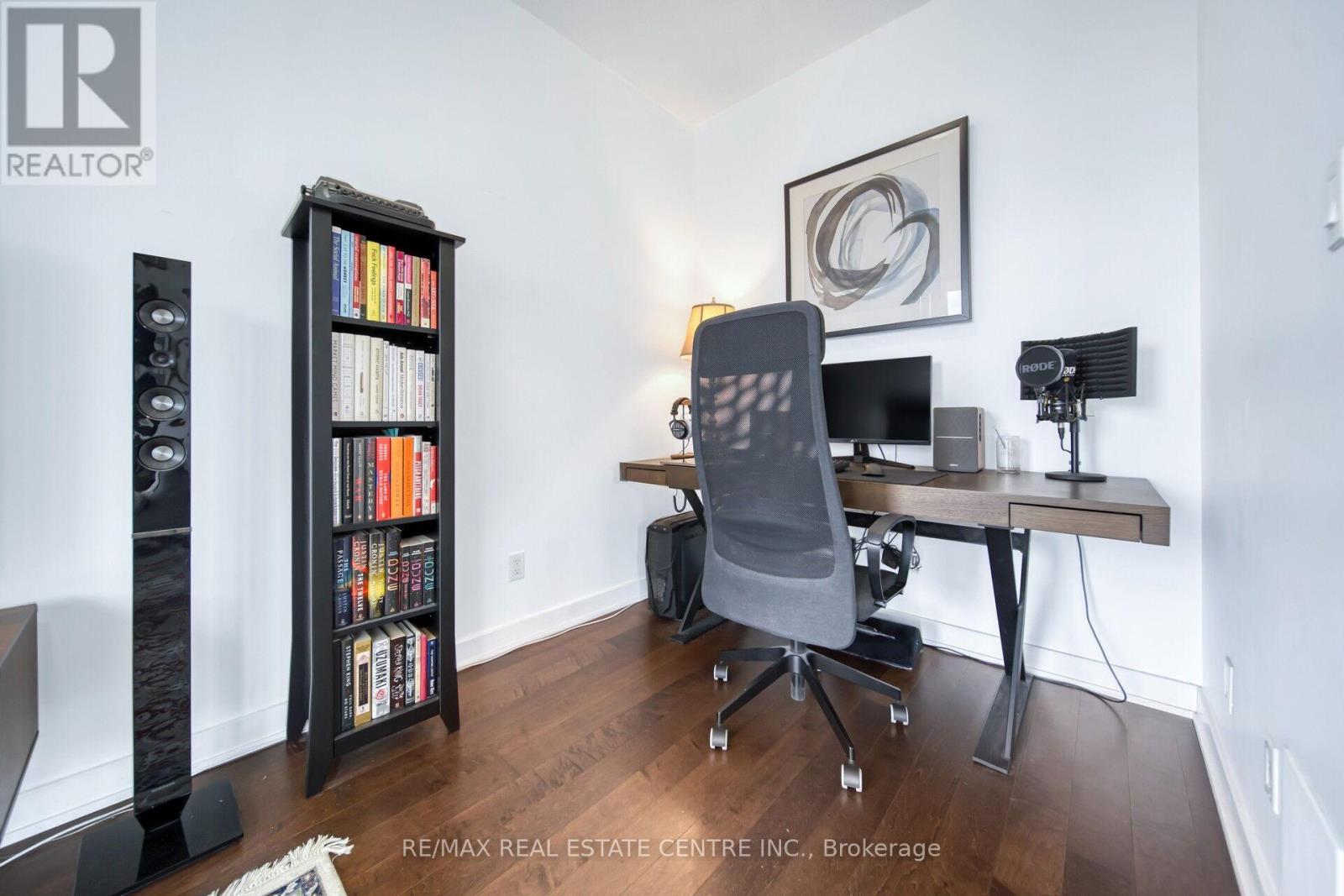 1803 - 4065 Brickstone Mews, Mississauga, Ontario  L5B 0G3 - Photo 15 - W12174323
