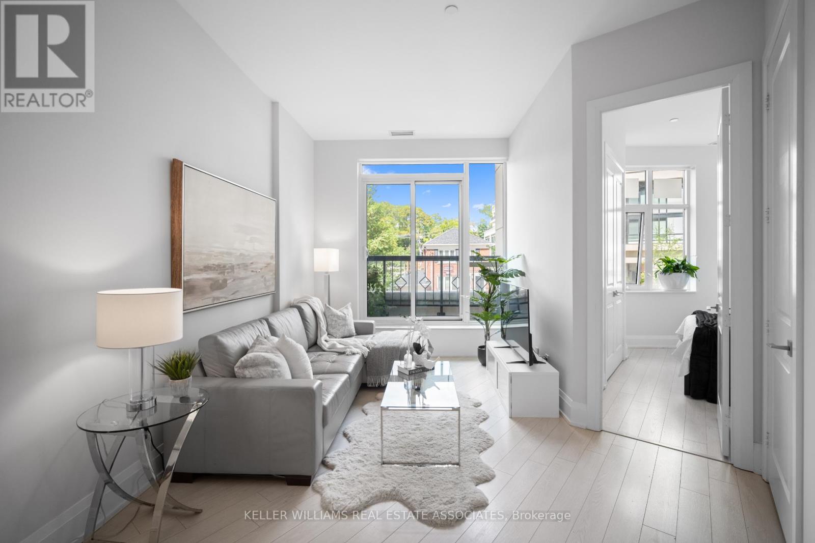 103 - 2 Old Mill Drive, Toronto, Ontario  M6S 0A1 - Photo 10 - W12178725