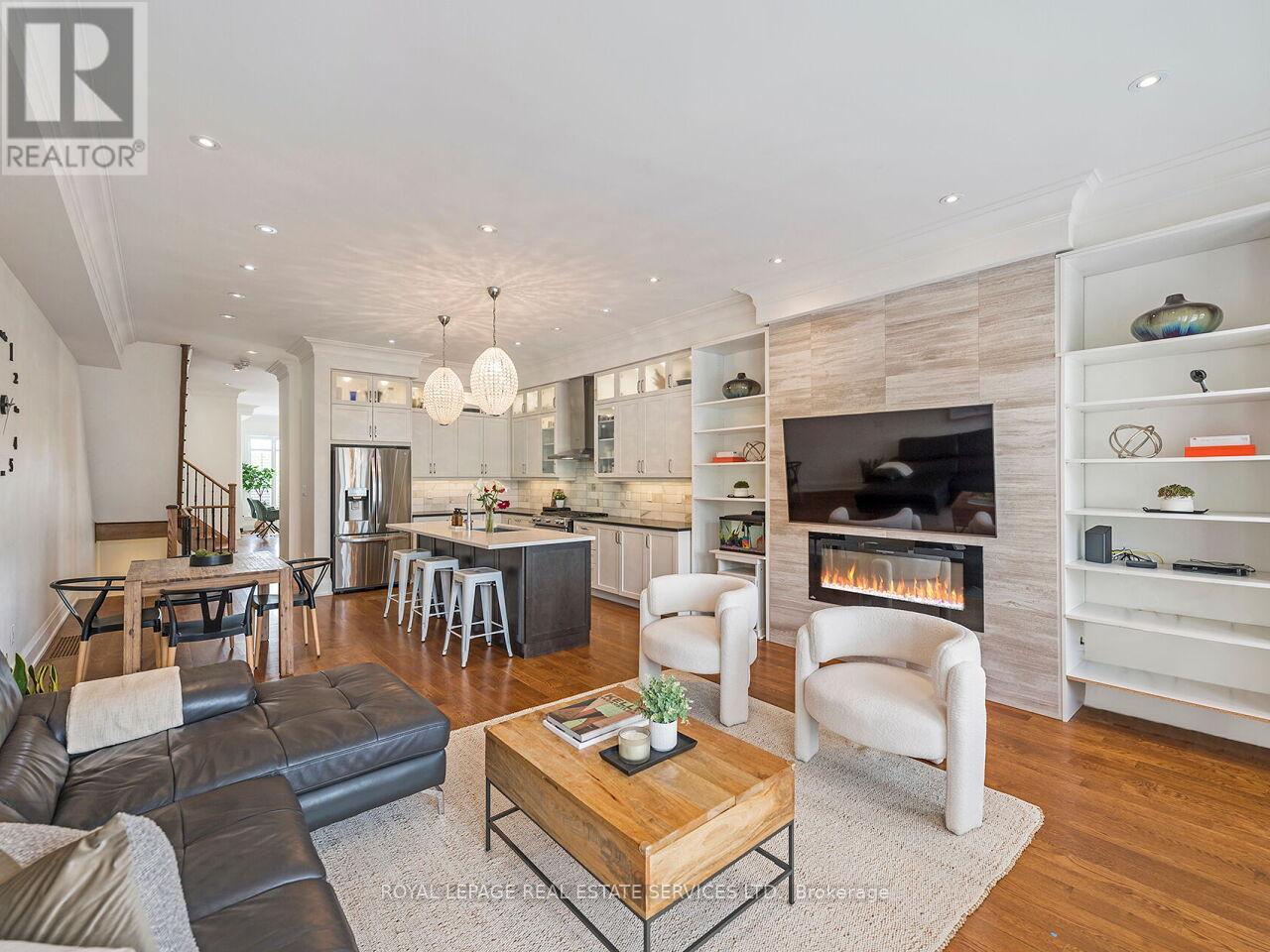 22 Portland Street, Toronto, Ontario  M8Y 1A5 - Photo 12 - W12188069