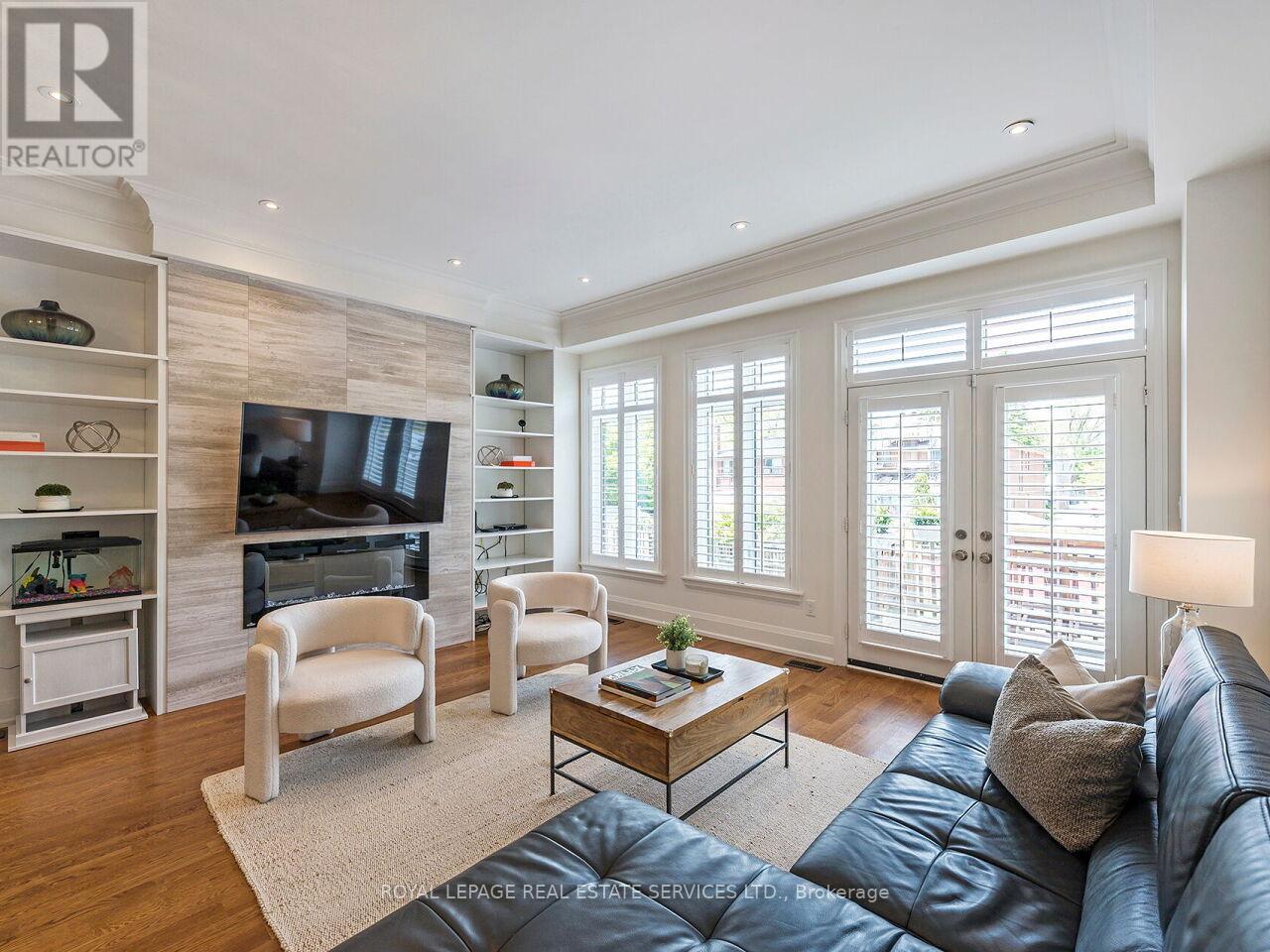 22 Portland Street, Toronto, Ontario  M8Y 1A5 - Photo 11 - W12188069