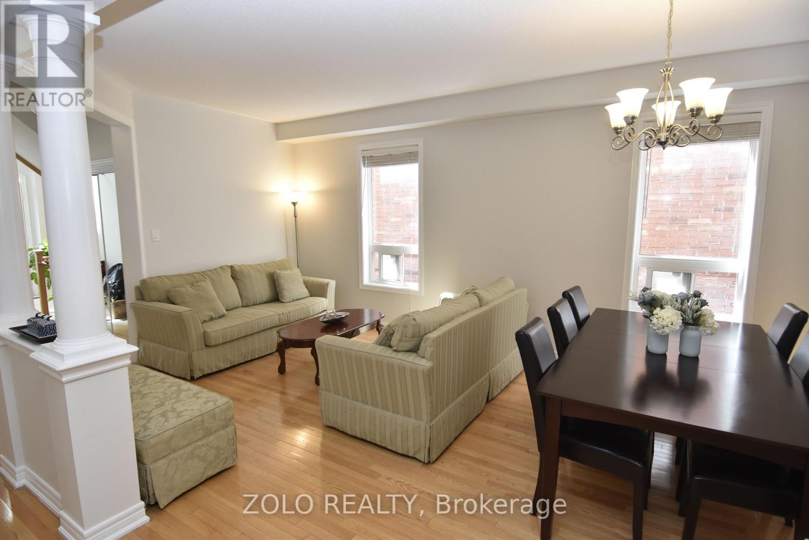 22 Showboat Crescent, Brampton, Ontario  L6V 4R5 - Photo 7 - W12205771