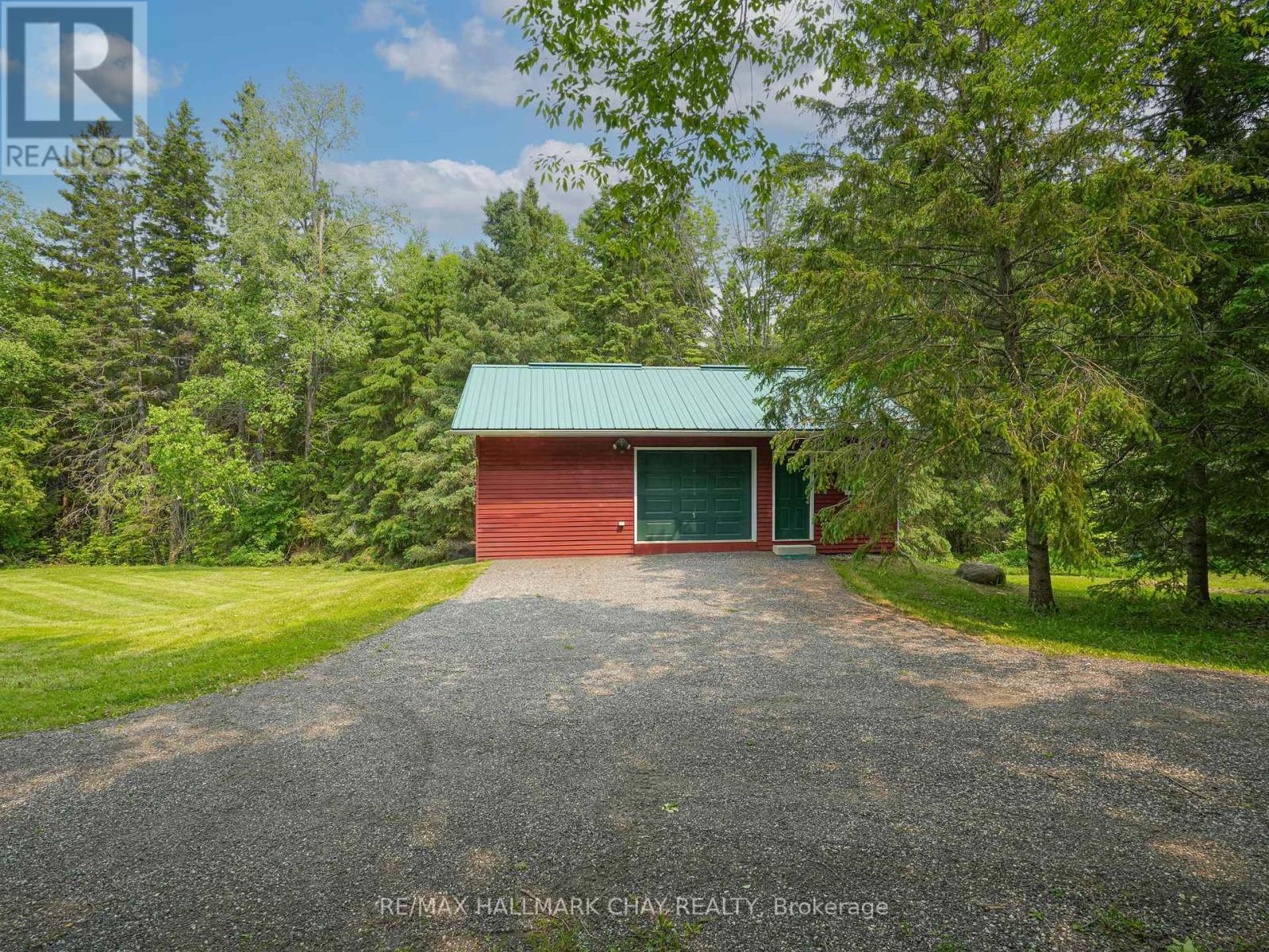 627379 15 Side Road, Mulmur, Ontario  L9V 0T6 - Photo 4 - X12075735