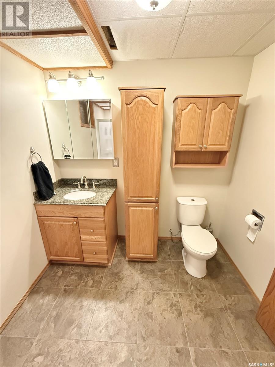 116 7th Avenue Se, Weyburn, Saskatchewan  S4H 1Z2 - Photo 34 - SK008850