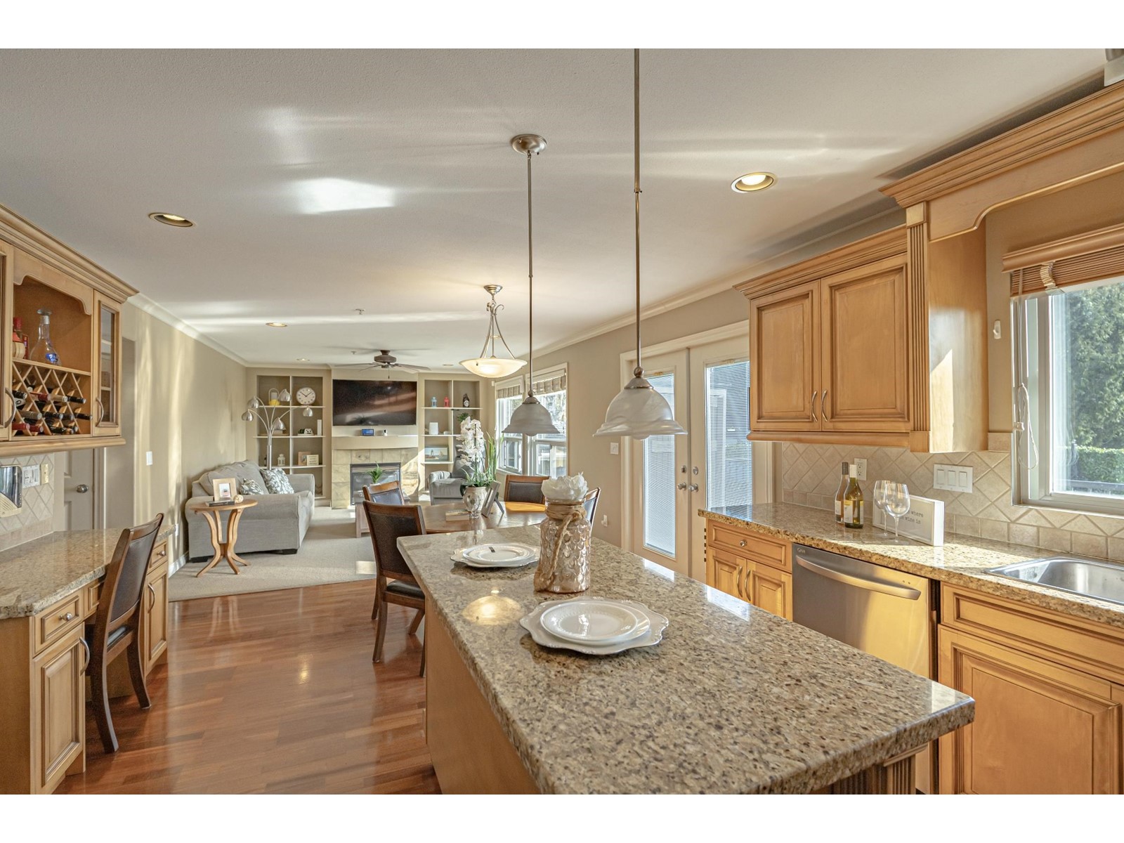1368 Kent Street, White Rock, British Columbia  V4B 4T7 - Photo 11 - R3012913