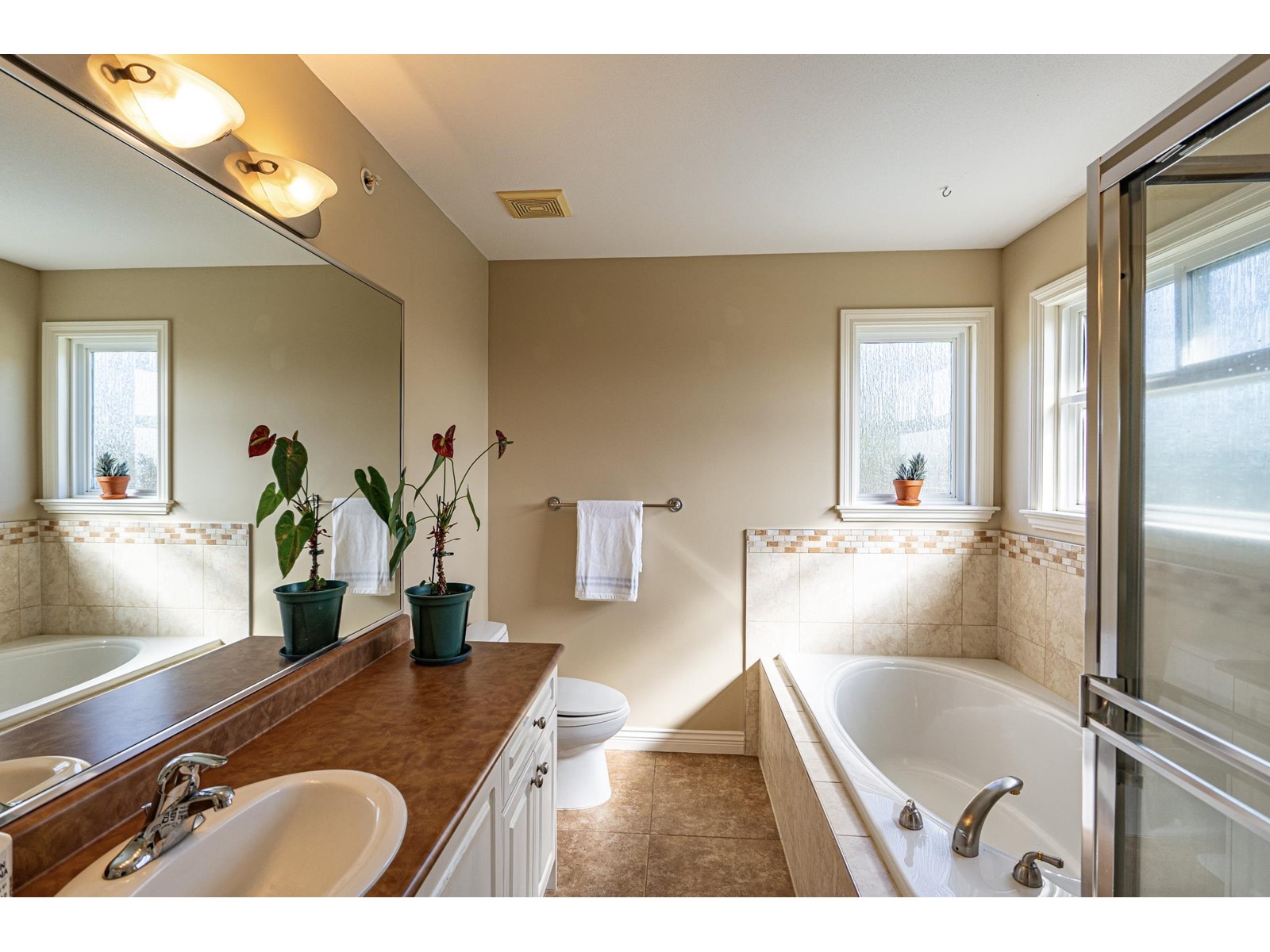 1368 Kent Street, White Rock, British Columbia  V4B 4T7 - Photo 22 - R3012913