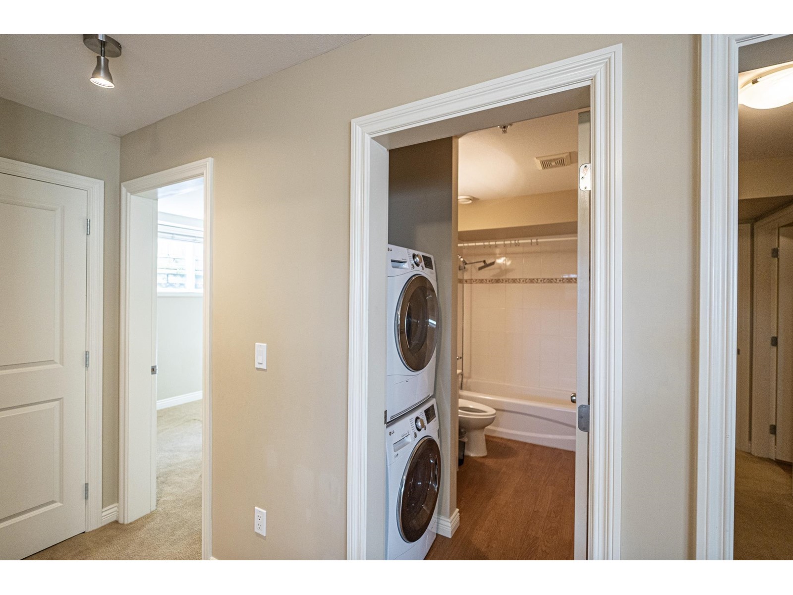 1368 Kent Street, White Rock, British Columbia  V4B 4T7 - Photo 32 - R3012913