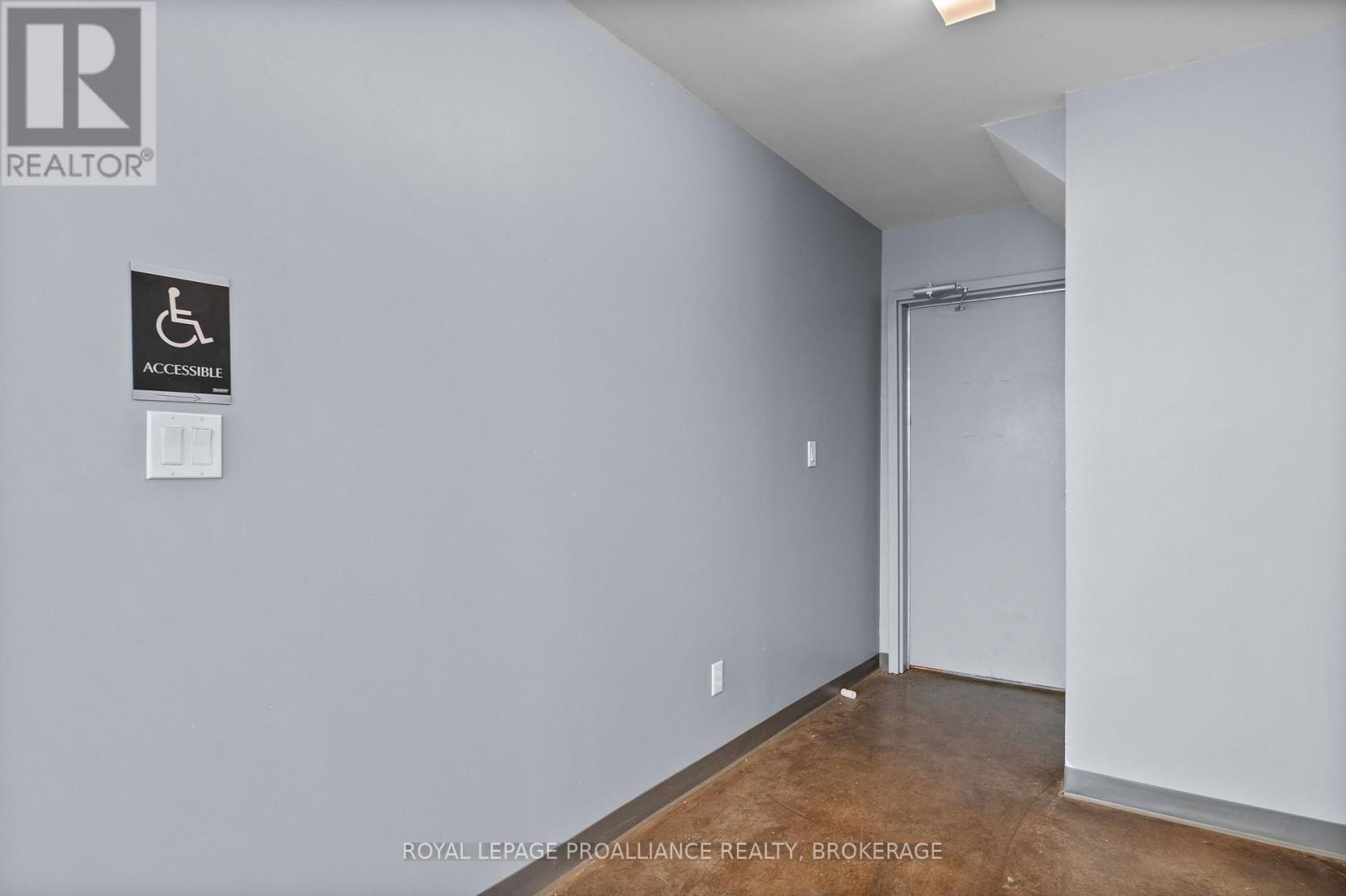 1033 John Counter Boulevard, Kingston (East Of Sir John A. Blvd), Ontario  K7K 6C7 - Photo 12 - X12207302