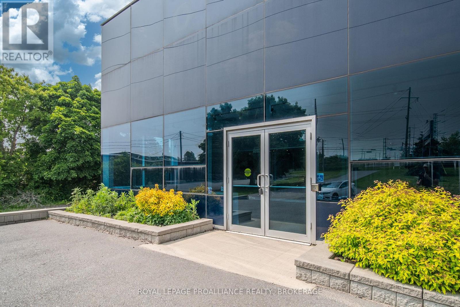 1033 John Counter Boulevard, Kingston (East Of Sir John A. Blvd), Ontario  K7K 6C7 - Photo 3 - X12207302