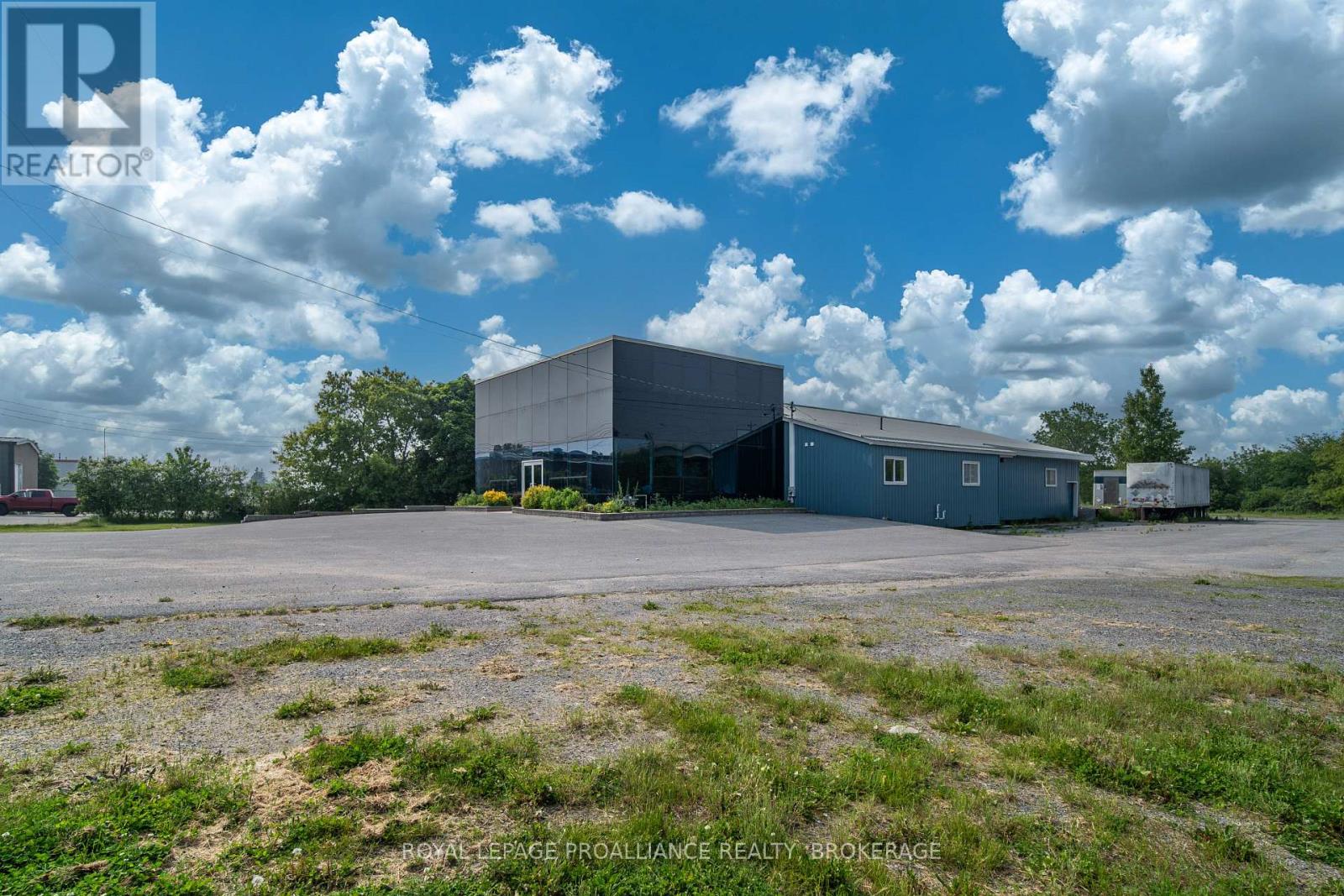 1033 John Counter Boulevard, Kingston (East Of Sir John A. Blvd), Ontario  K7K 6C7 - Photo 37 - X12207302