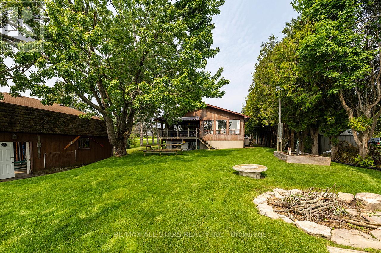 38 Riverside Drive, Kawartha Lakes, Ontario  K9V 0H6 - Photo 2 - X12207236