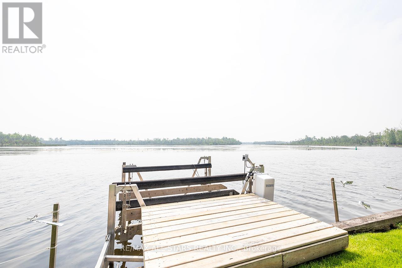 38 Riverside Drive, Kawartha Lakes, Ontario  K9V 0H6 - Photo 23 - X12207236