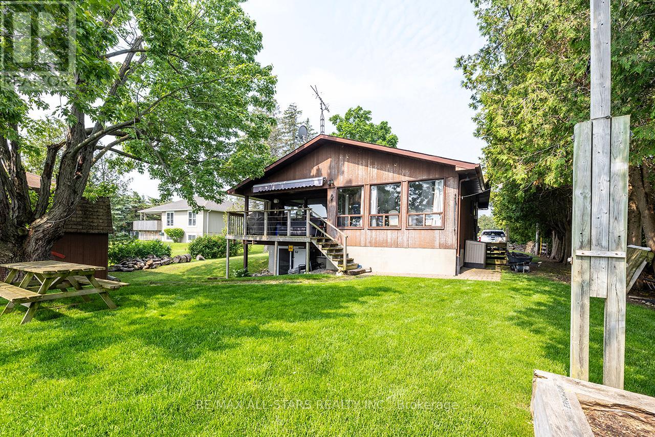 38 Riverside Drive, Kawartha Lakes, Ontario  K9V 0H6 - Photo 3 - X12207236