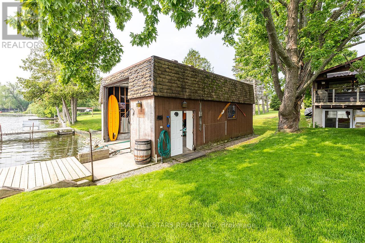 38 Riverside Drive, Kawartha Lakes, Ontario  K9V 0H6 - Photo 4 - X12207236