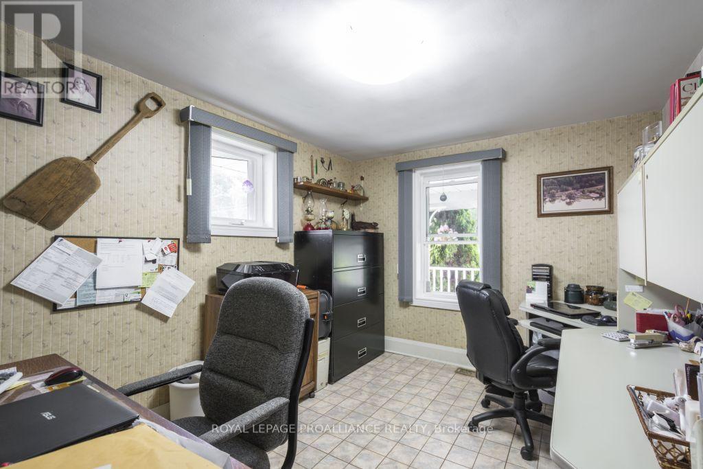 11438c Loyalist Parkway N, Prince Edward County, Ontario  K0K 2T0 - Photo 17 - X12207322