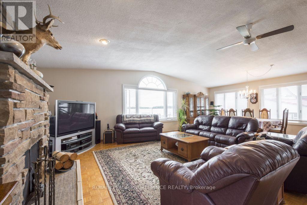 11438c Loyalist Parkway N, Prince Edward County (North Marysburg Ward), Ontario  K0K 2T0 - Photo 9 - X12207322
