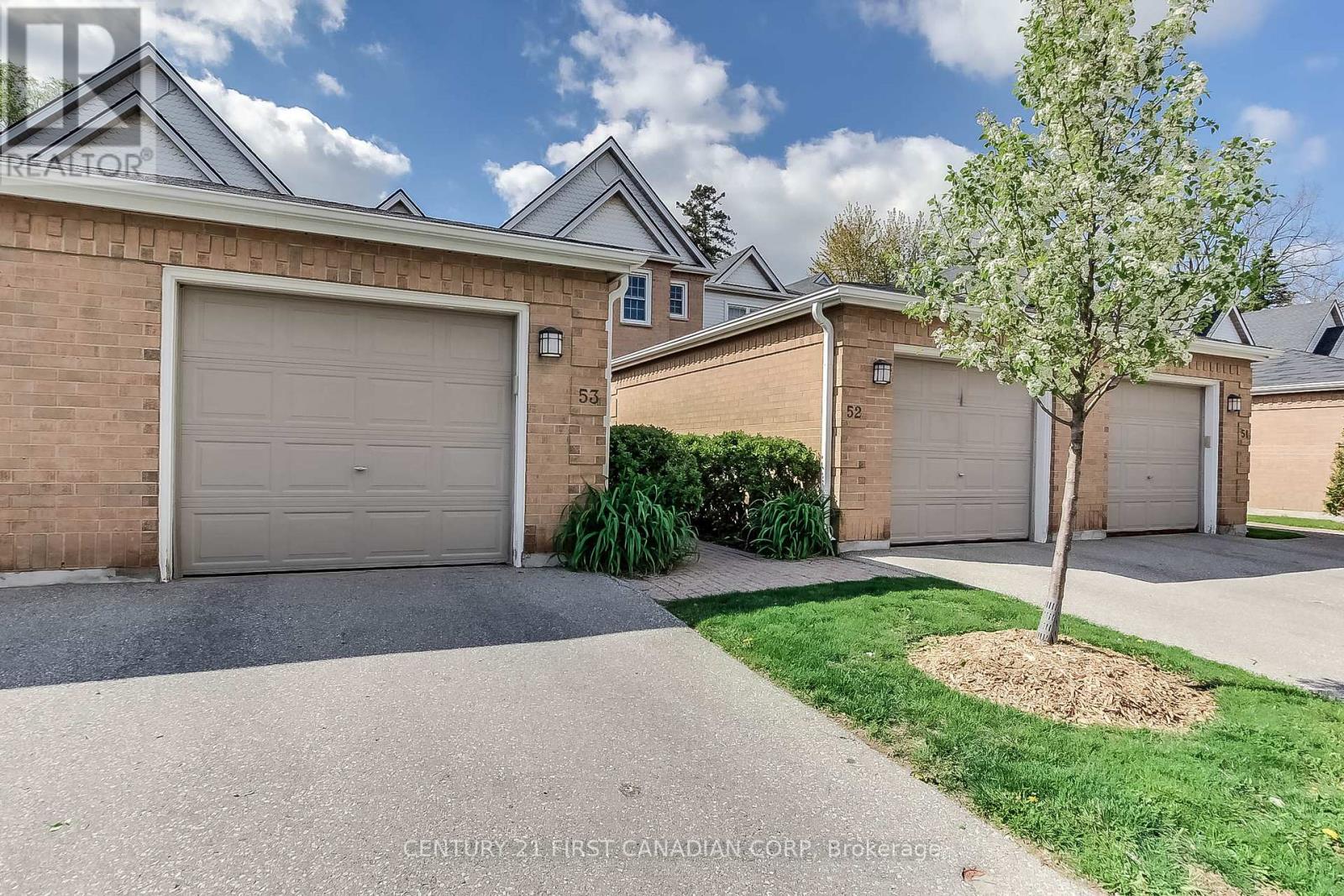 53 - 1570 Richmond Street, London North, Ontario  N6G 4W2 - Photo 4 - X12207326