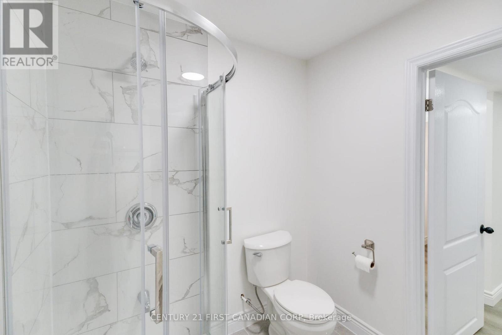 Unit Lower - 2043 Cedarpark Drive, London North (North D), Ontario  N5X 0N2 - Photo 13 - X12207338