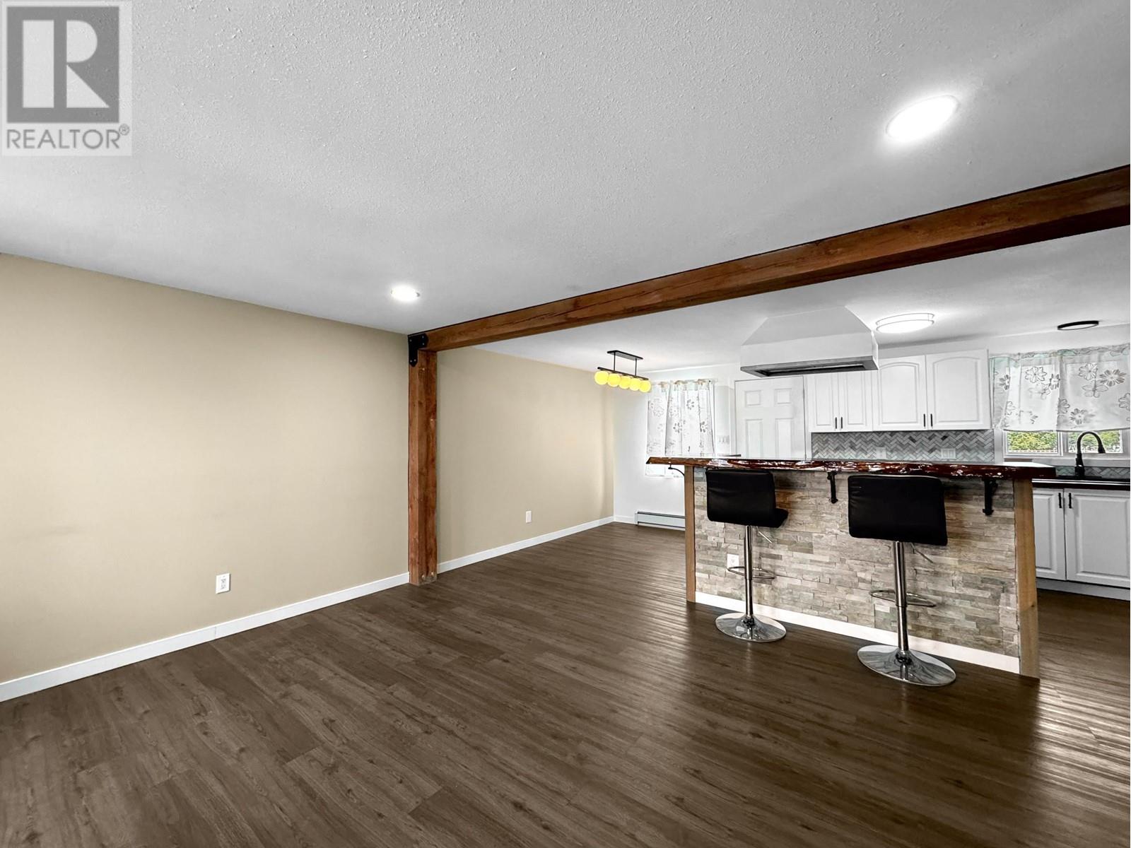107 Carlson Street, Kitimat, British Columbia  V8C 1A9 - Photo 3 - R3012540