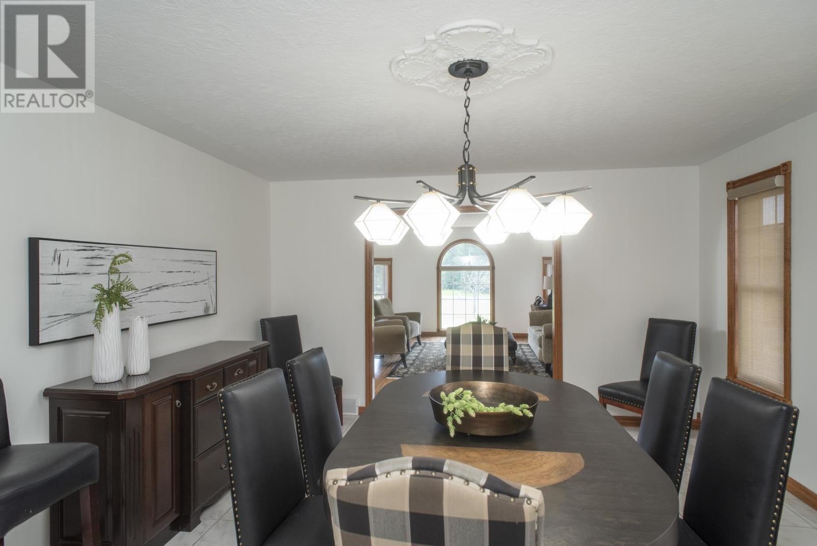 313 Cadillac Cir, Thunder Bay, Ontario  P7G 2E3 - Photo 11 - TB251499