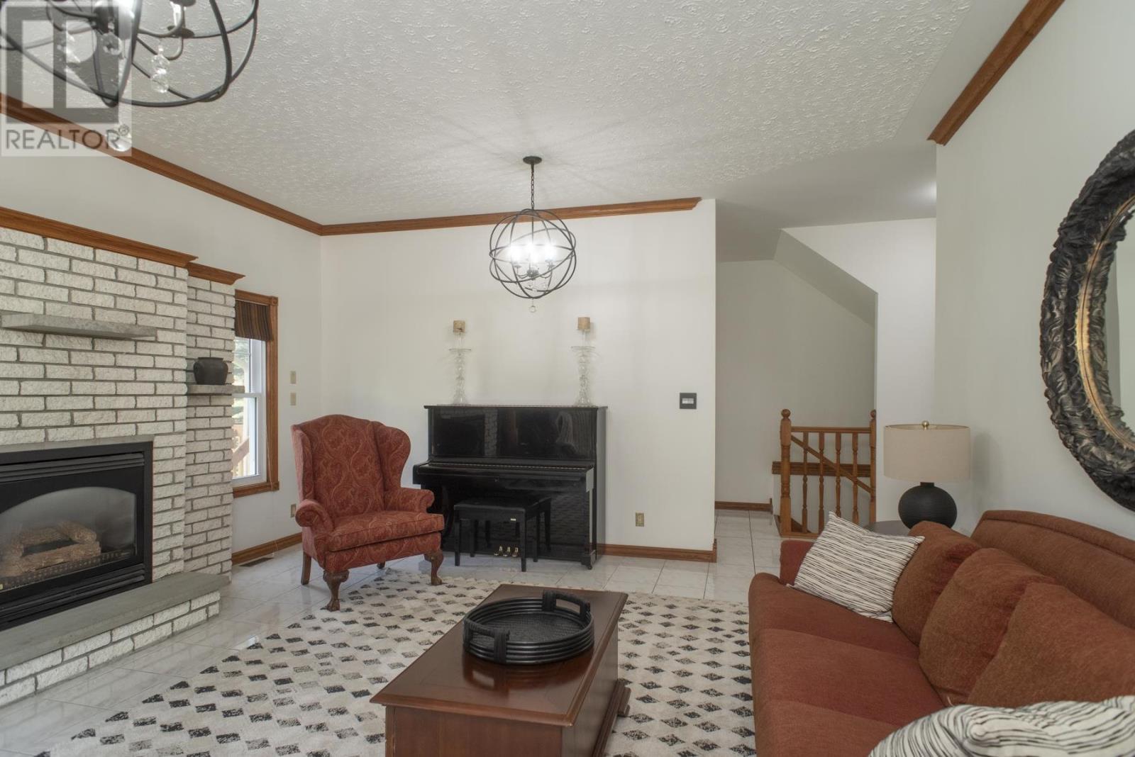 313 Cadillac Cir, Thunder Bay, Ontario  P7G 2E3 - Photo 19 - TB251499