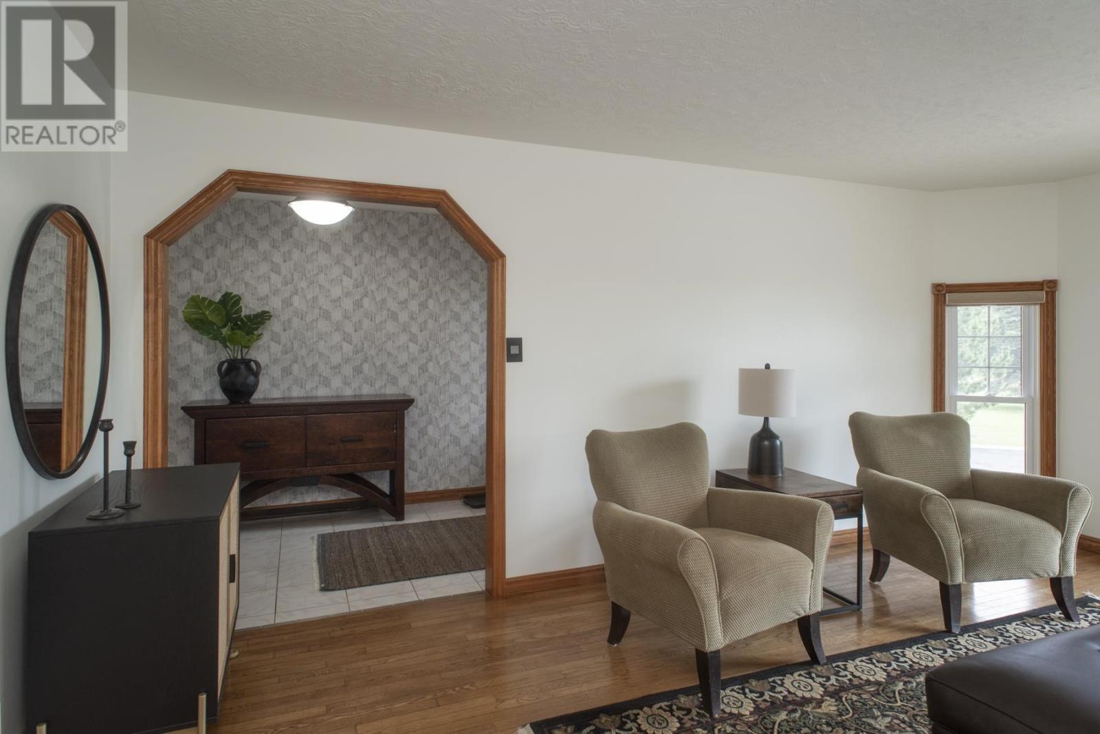313 Cadillac Cir, Thunder Bay, Ontario  P7G 2E3 - Photo 8 - TB251499