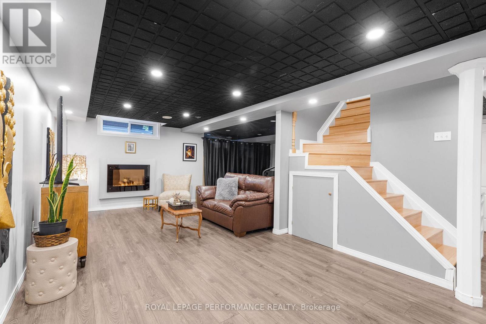 6109 Creek Crossing Street, Ottawa, Ontario  K1W 1E3 - Photo 26 - X12207261